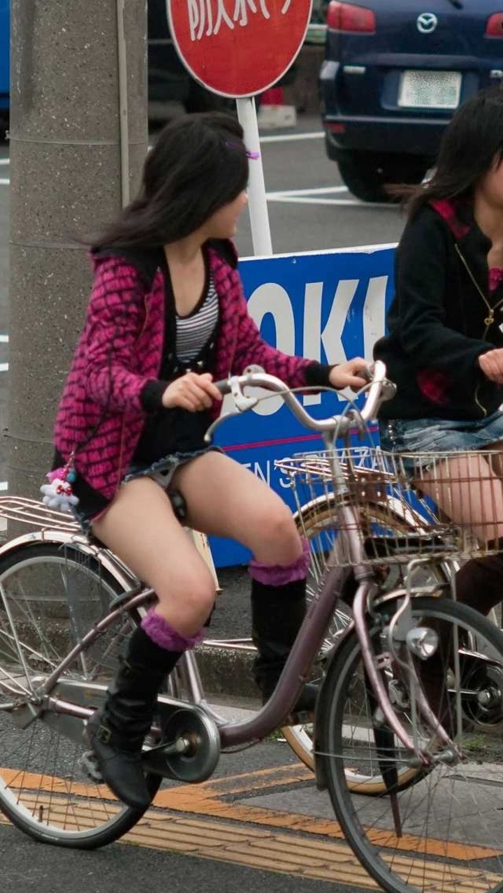 【自転車】パンツがミエタ 89枚目【バイスクール】 YouTube動画>1本 ->画像>650枚 